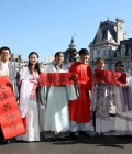 留法学子上演“汉服巡游”时装秀